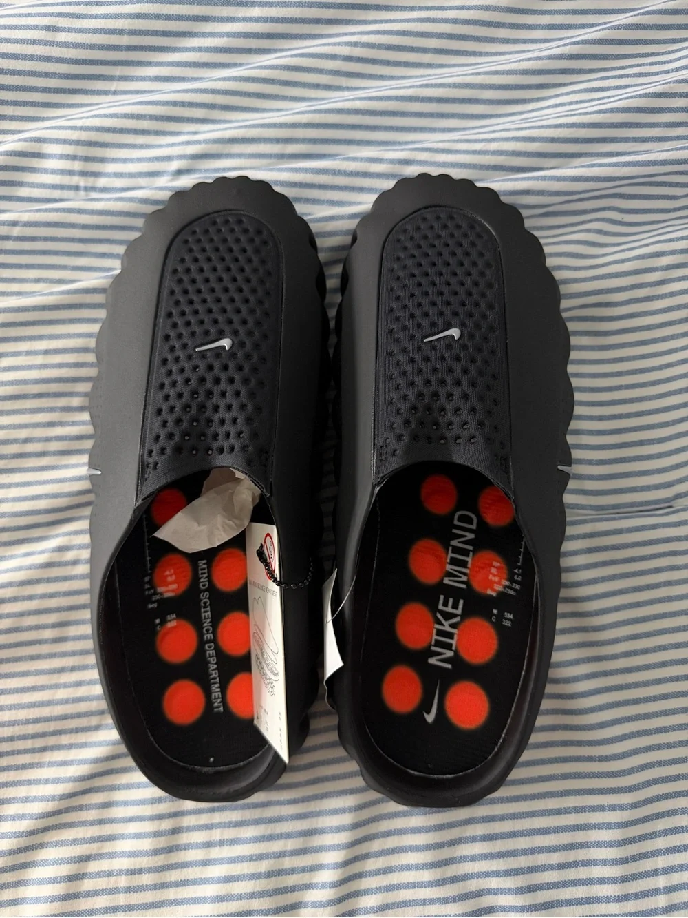 Nike mind 001 black